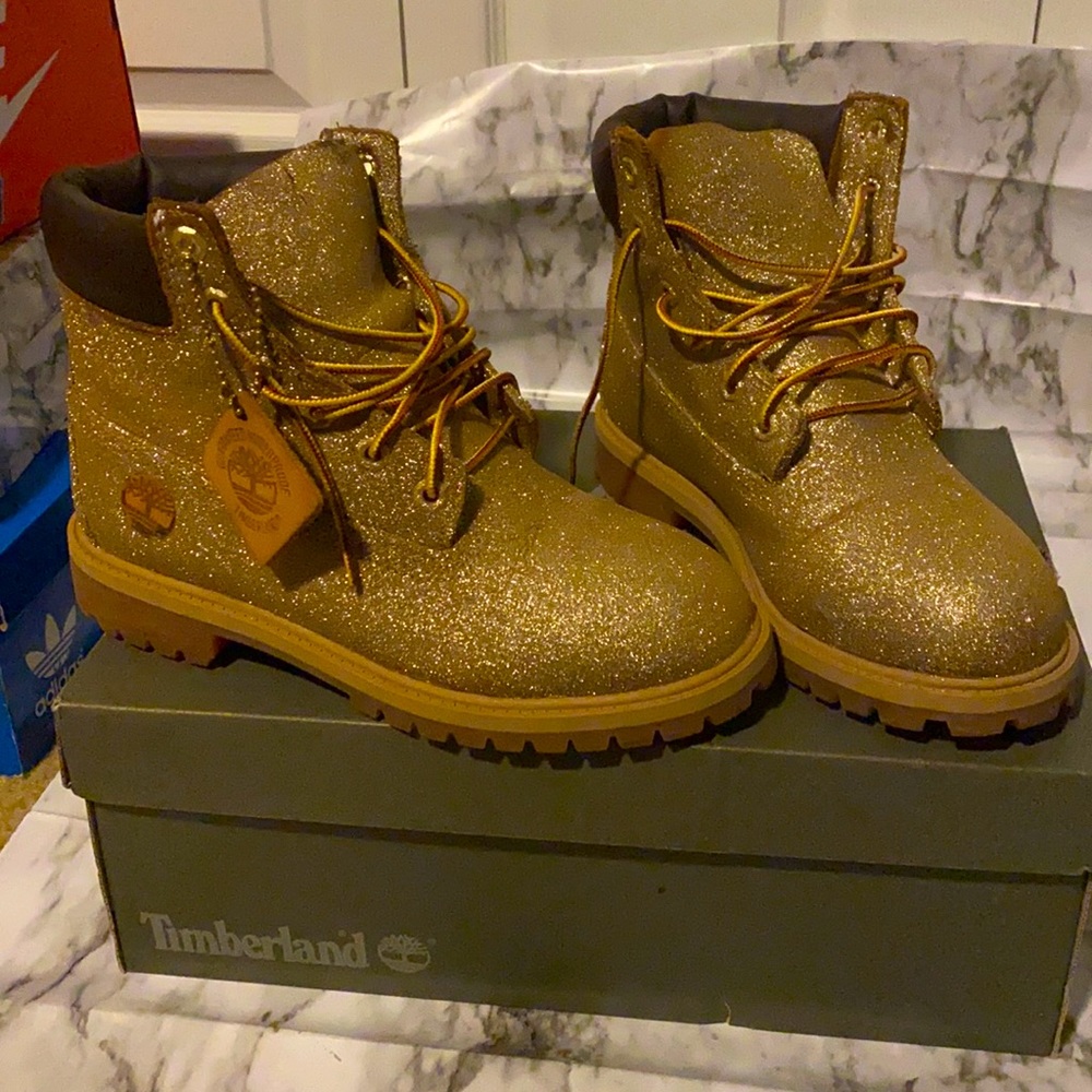 Timberland boots with a glitter customization